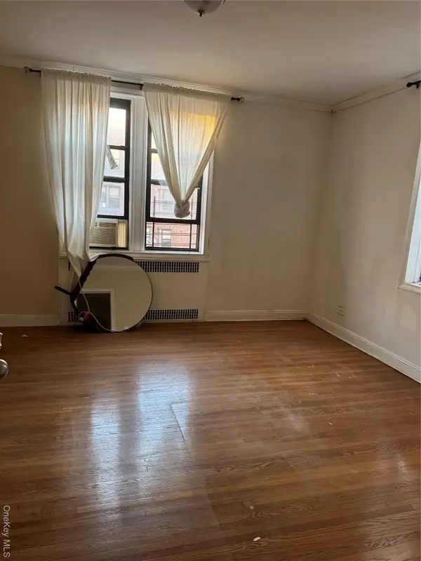 4018 Hampton Street #5G, Elmhurst, NY 11373