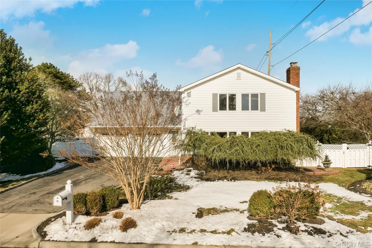10 Marie Crescent, East Patchogue, NY 11772 - Image #1