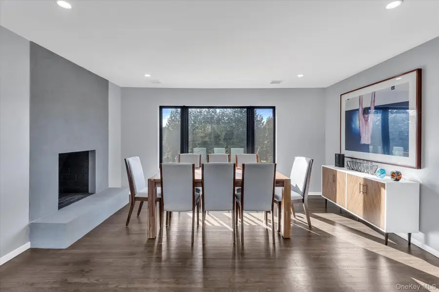 40 Knollwood Drive, Southampton, NY 11968 - #3