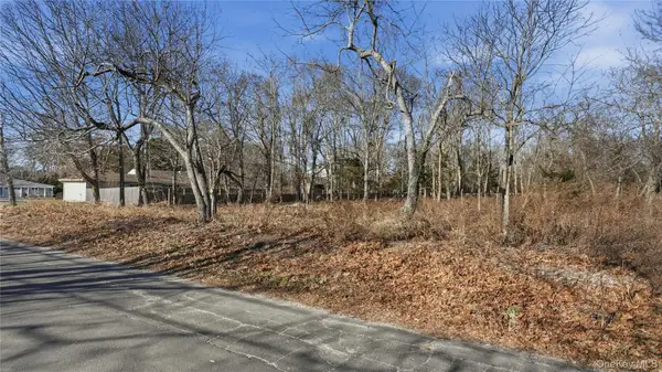 375 Moose Trail, Cutchogue, NY 11935