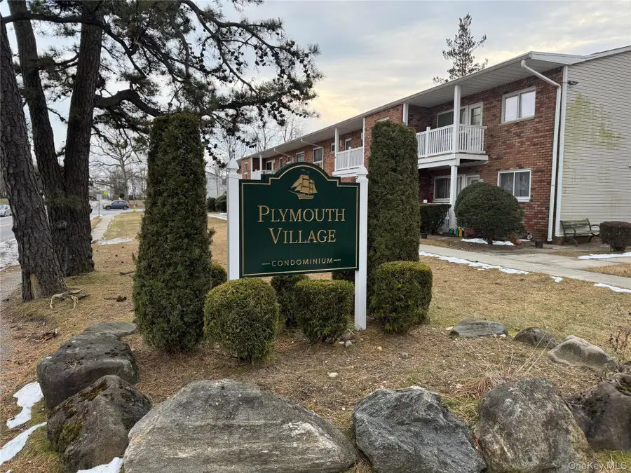 100 Hawthorne Avenue, Central Islip, NY 11722 - Image #2