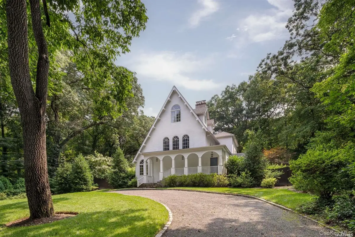 1347 Chicken Valley Road, Upper Brookville, NY 11771 - Image #1