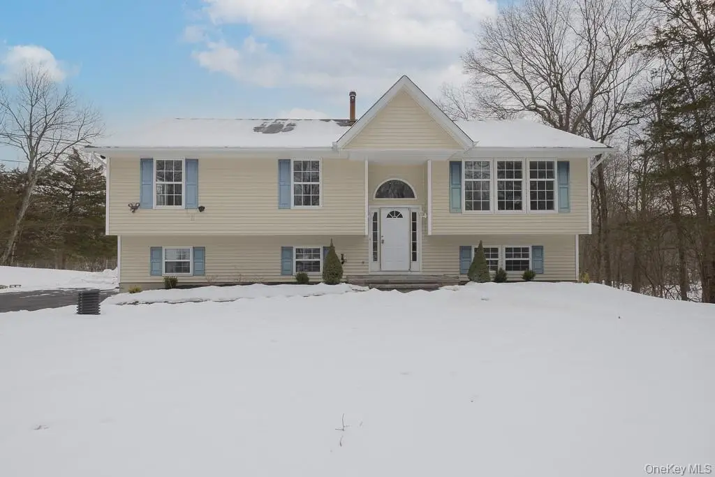 600 Twin Arch Road, Rock Tavern, NY 12575 - Image #1