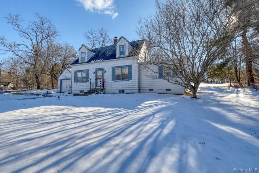 210 Overlook Road, Poughkeepsie, NY 12603 - Image #2