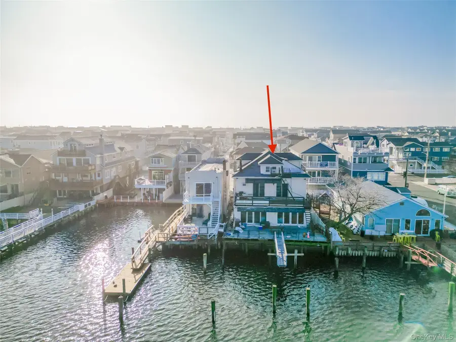 925 W Park Avenue, Long Beach, NY 11561 - Image #2