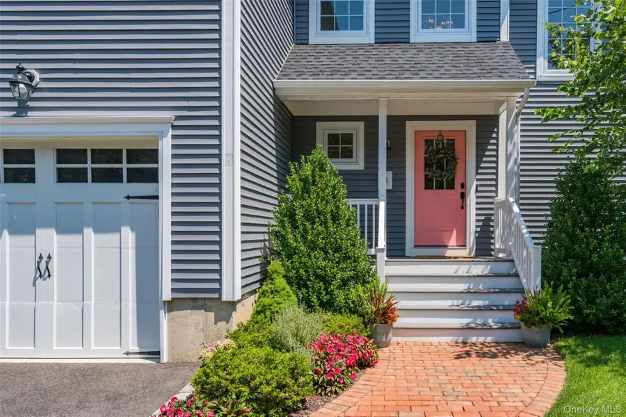 16 Soundview Road, Huntington, NY 11743 - Image #2