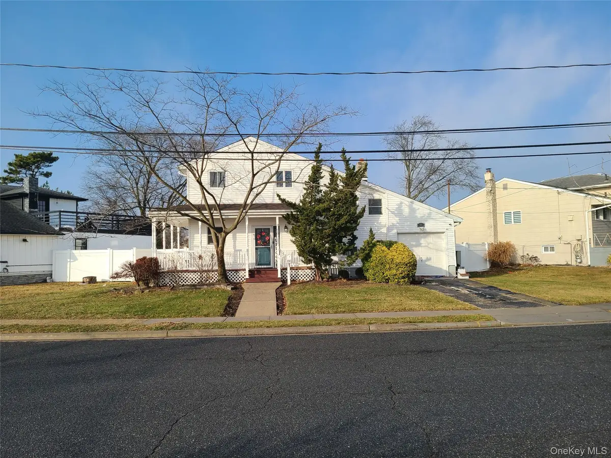 50 Ann Drive E, Freeport, NY 11520 - Image #1