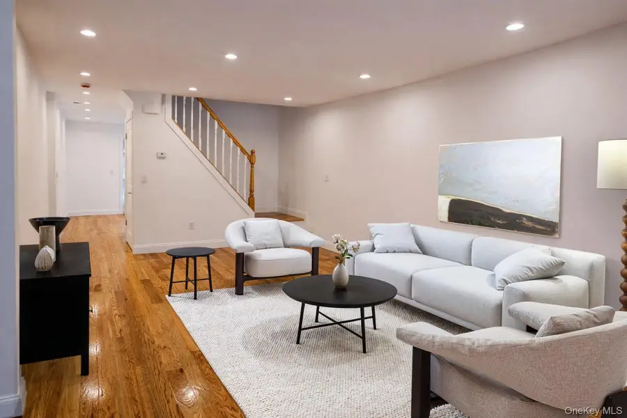 15302 Foch Boulevard, Jamaica, NY 11434 - Image #3