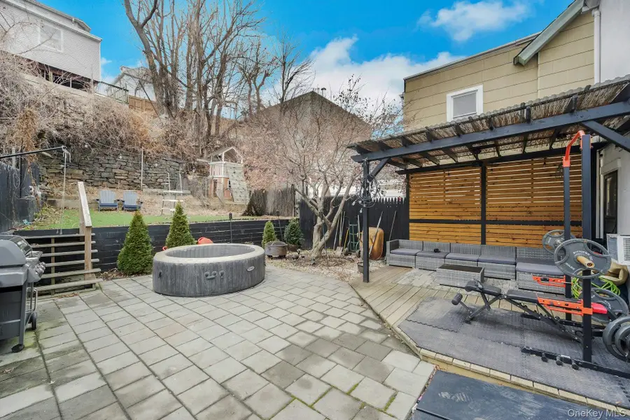 10 Everett Street, New Rochelle, NY 10801 - #2