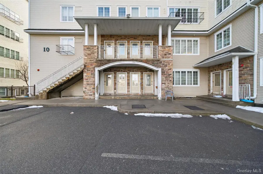 10 Lemberg Court #401, Monroe, NY 10950 - Image #2