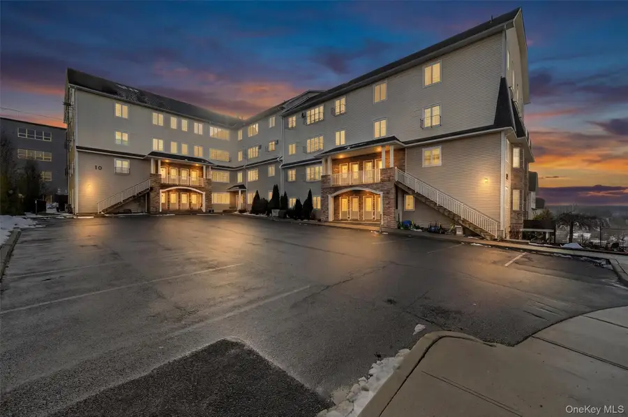 10 Lemberg Court #401, Monroe, NY 10950 - Image #3