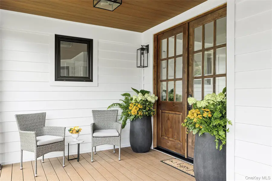 132 Arthur Street, Garden City, NY 11530 - Image #2