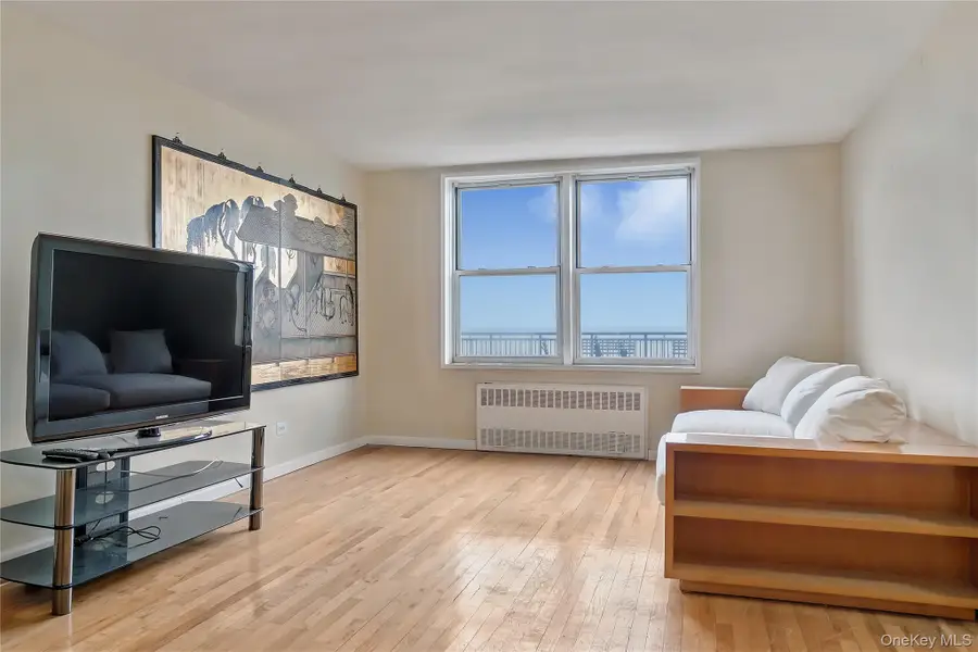 133 Beach 120th Street #1E, Rockaway Park, NY 11694 - Image #3