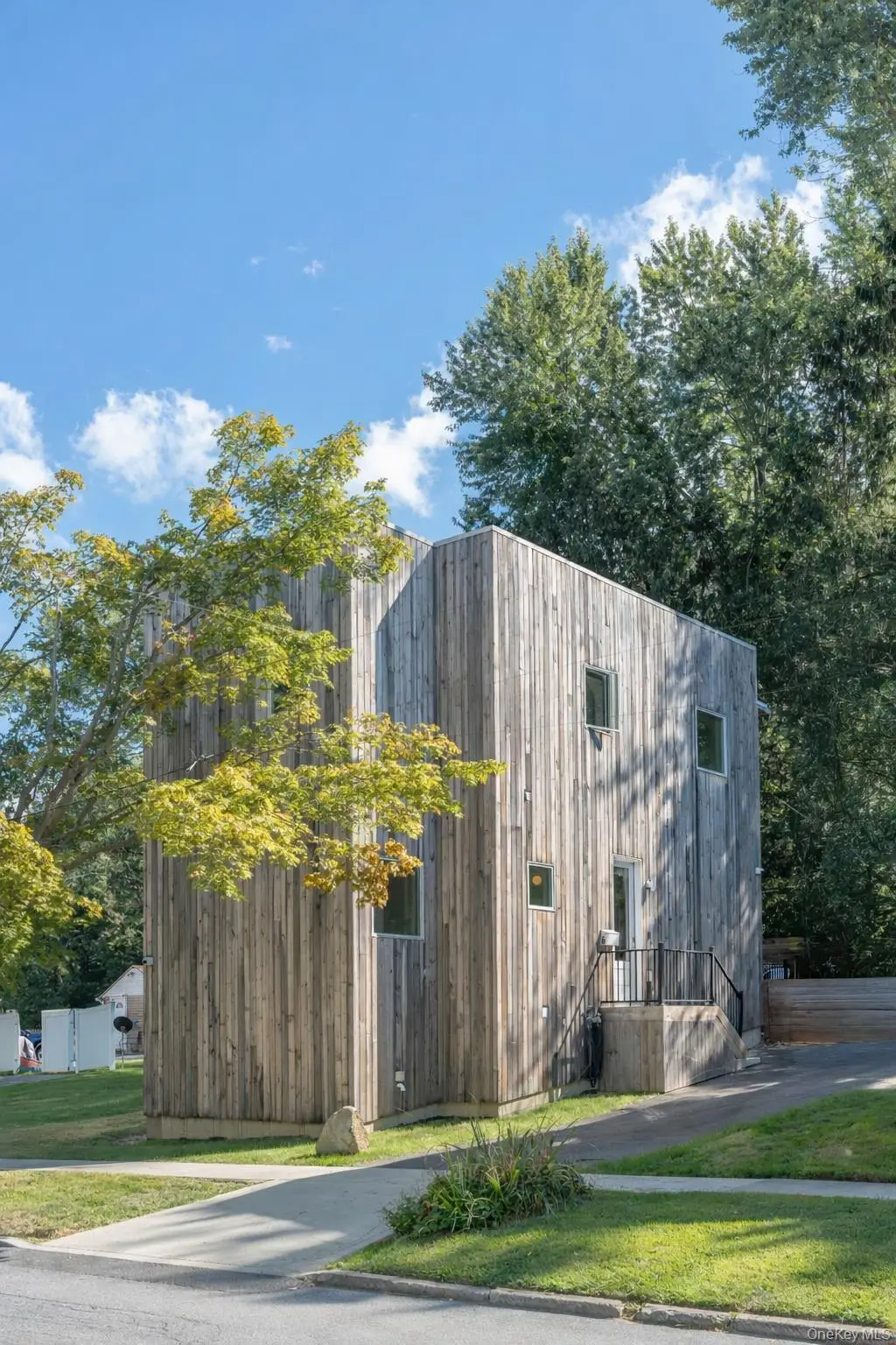 6 Glenwood Avenue, Poughkeepsie, NY 12603 - Image #1