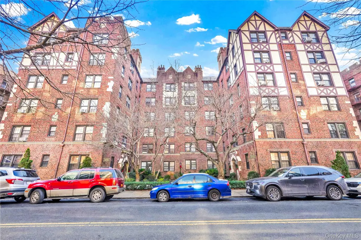 68-30 Burns Street #C2, Forest Hills, NY 11375 - Image #1