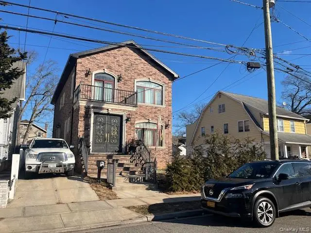 107 E Fairview Avenue, Valley Stream, NY 11580 - Image #1