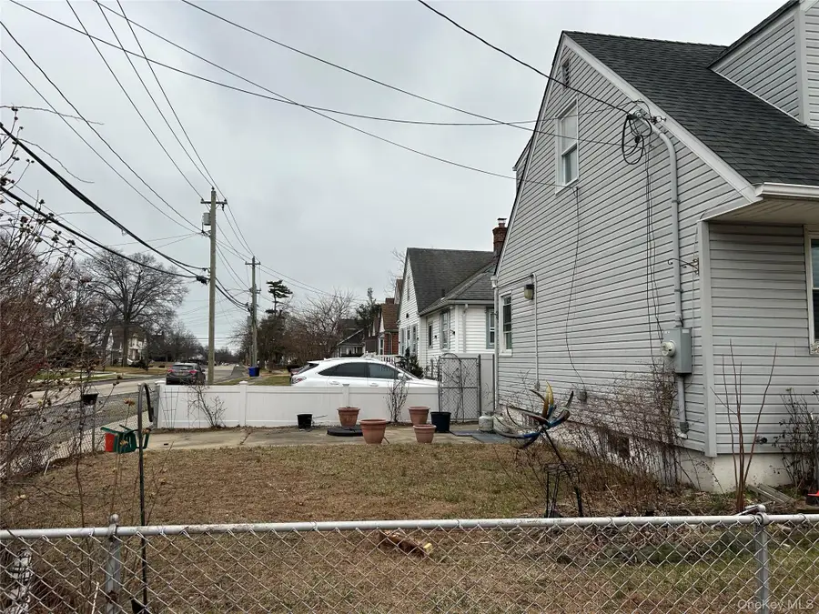 42 Princeton Street, Valley Stream, NY 11580 - Image #2