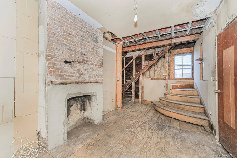 102 Wright Street, Staten Island, NY 10304 - Image #3