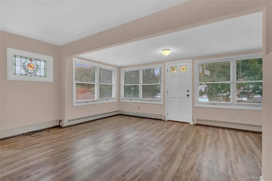 11 Island Road, Sound Beach, NY 11789 - Image #3