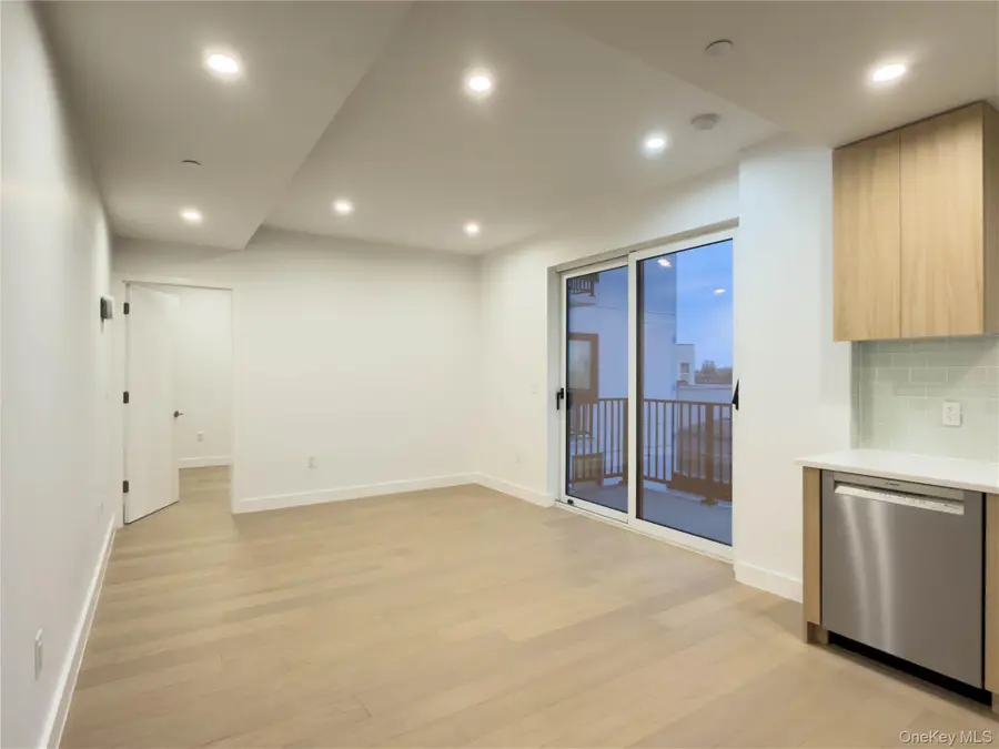 150-02 Northern Blvd #4C, Flushing, NY 11354 - Image #3