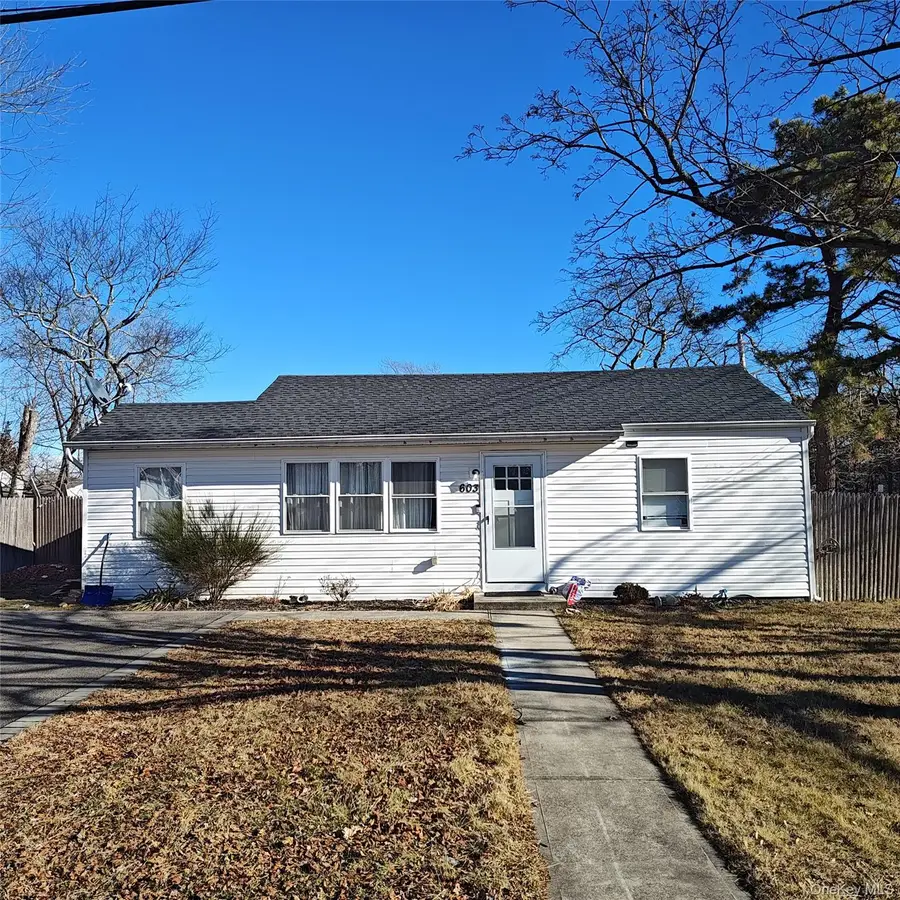 603 Doane Avenue, Bellport, NY 11713 - Image #2