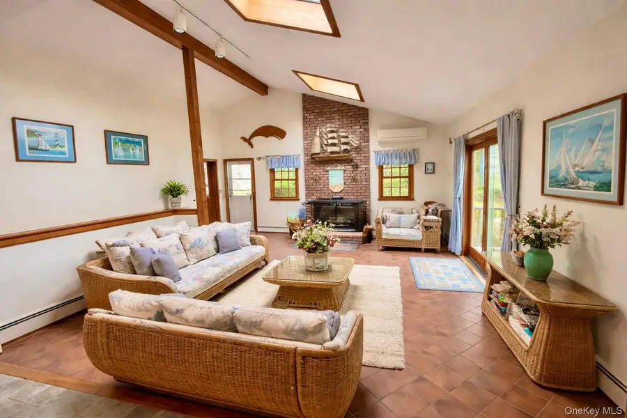 250 Paradise Point Road, Southold, NY 11971 - #3