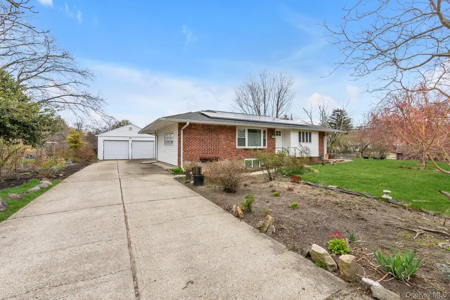 1521 Pine Acres Boulevard, Bay Shore, NY 11706 - #2