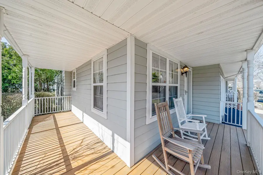 22 Fairlawn Drive, Central Islip, NY 11722 - #3