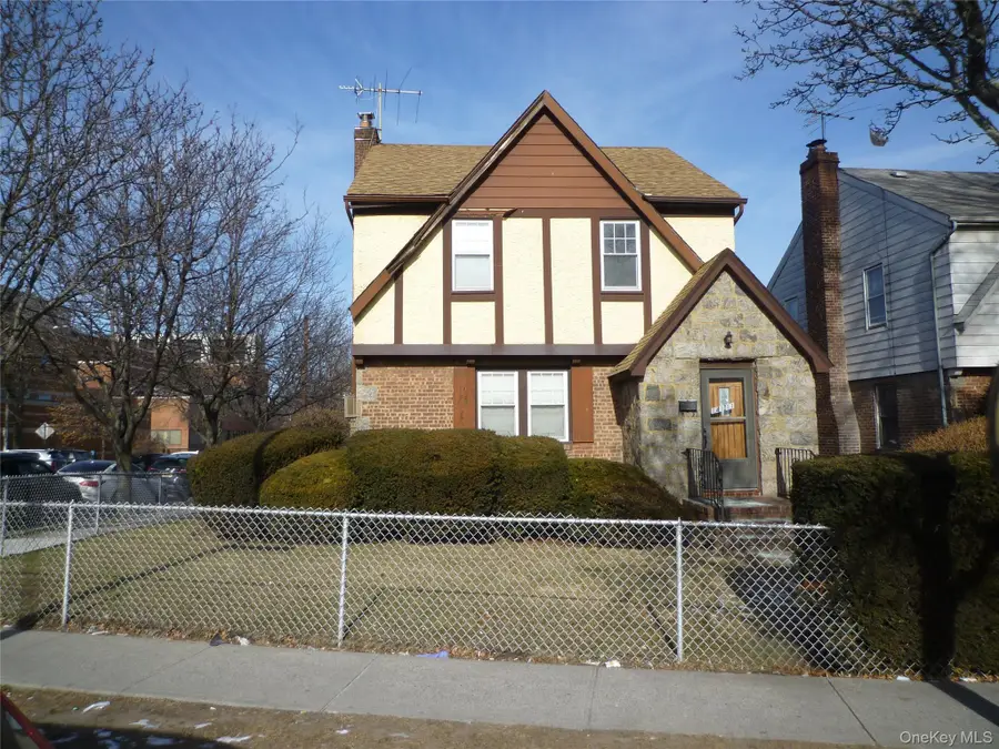 141-11 Booth Memorial Avenue, Flushing, NY 11355 - #2