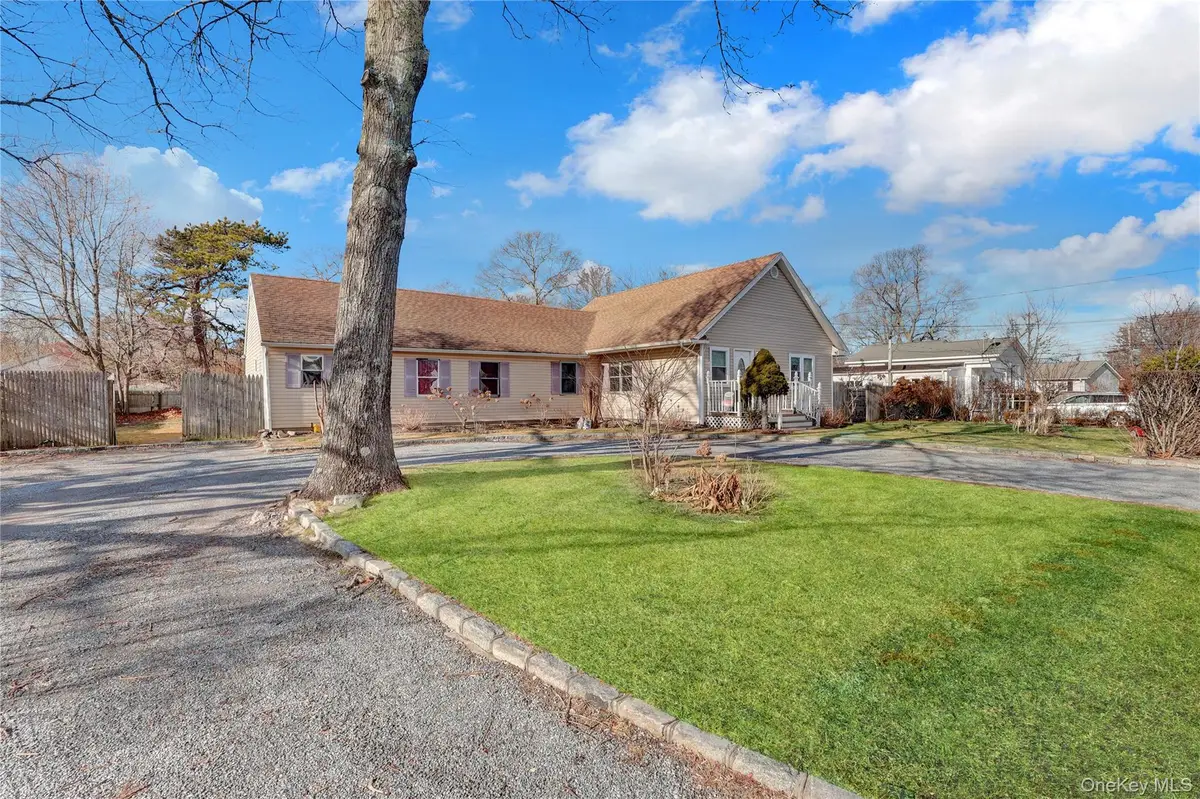 87 Vail Avenue, Riverhead, NY 11901 - Image #1