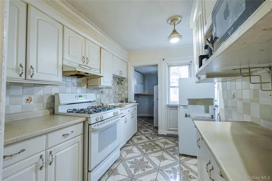 12406 111th Avenue, South Ozone Park, NY 11420 - Image #3