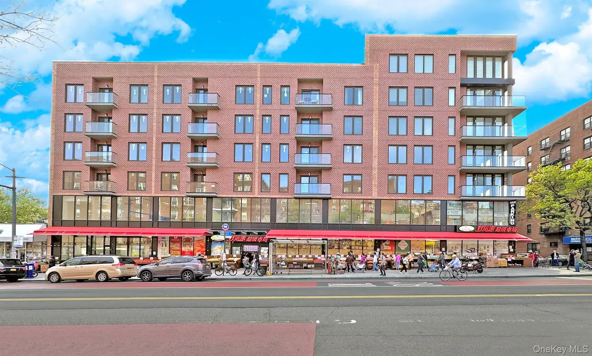 13450 Blossom Avenue #4J, Flushing, NY 11355 - Image #1