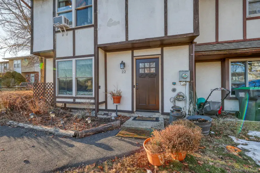 22 Red Barn Lane, Middletown, NY 10940 - Image #2
