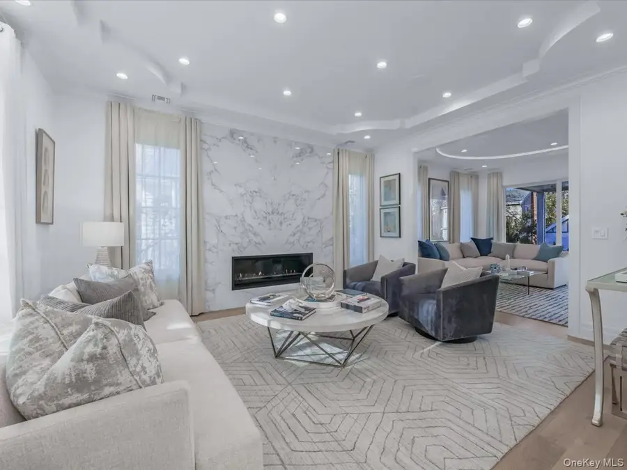 Address Withheld By Seller, Great Neck, NY 11021 - #3