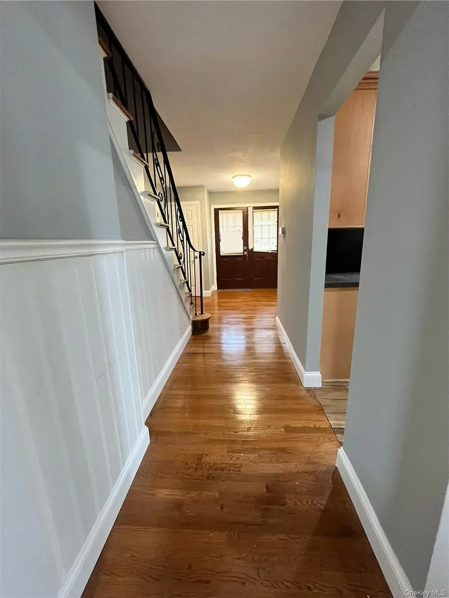 100 Lexington Avenue, Holbrook, NY 11741 - Image #3