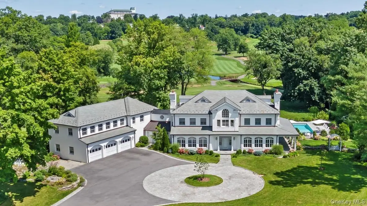 17 Boxwood Lane, Rye, NY 10580 - Image #1