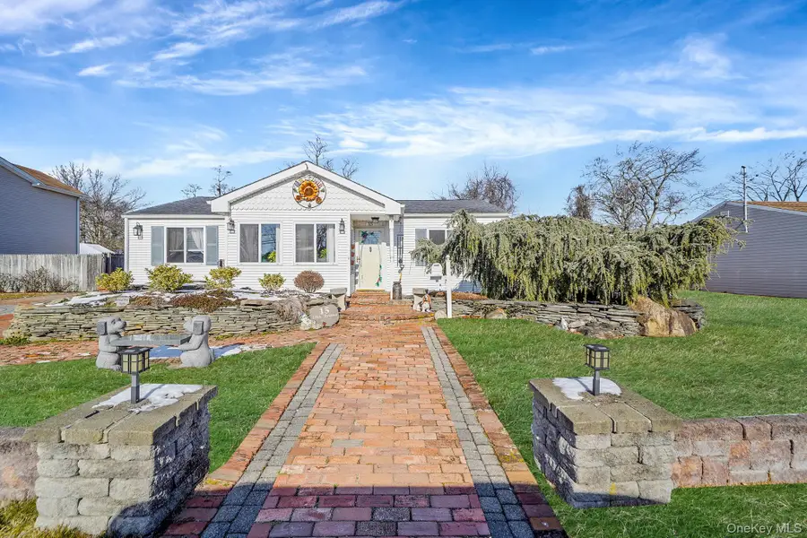 15 18th Avenue, Bay Shore, NY 11706 - Image #3