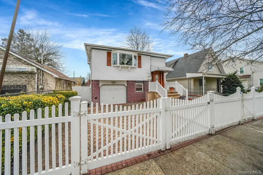 260 Yale Street, Hempstead, NY 11550 - #3