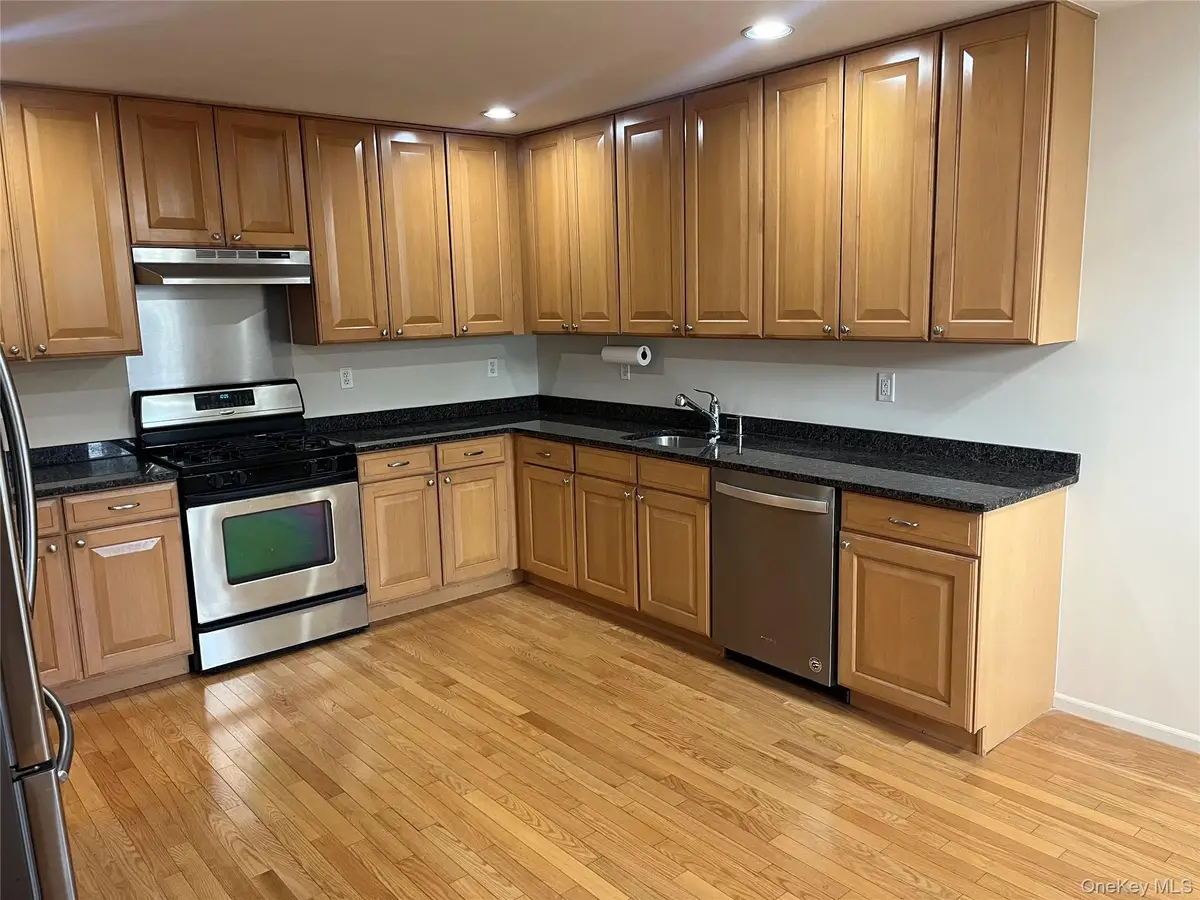 82 Lakeview Drive, Manorville, NY 11949 - #1