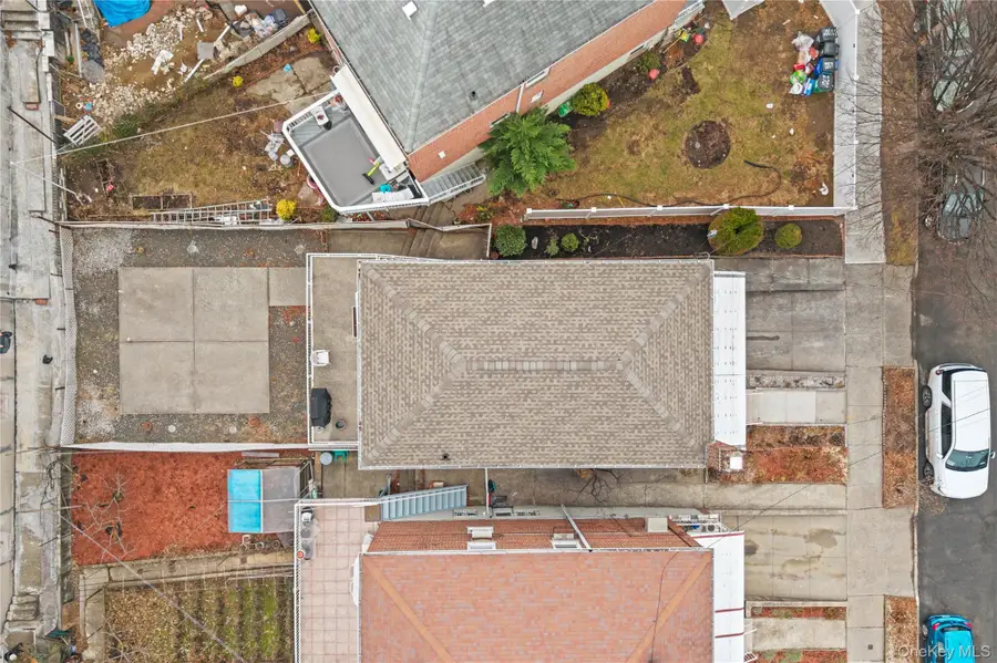 2004 Bogart Avenue, Bronx, NY 10462 - Image #3