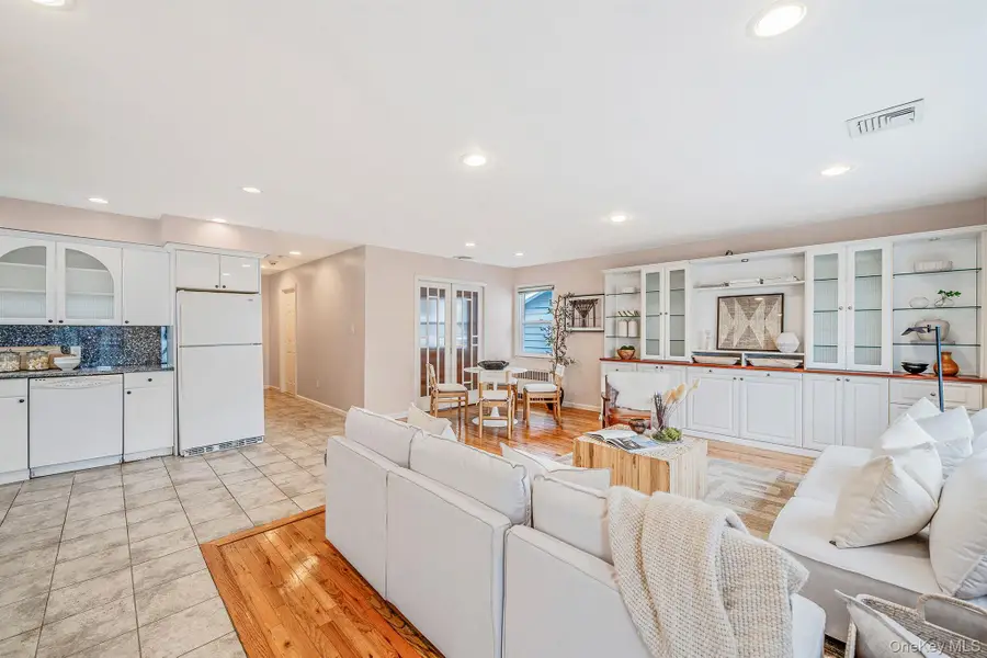 137 Charles Street, Lynbrook, NY 11563 - Image #3