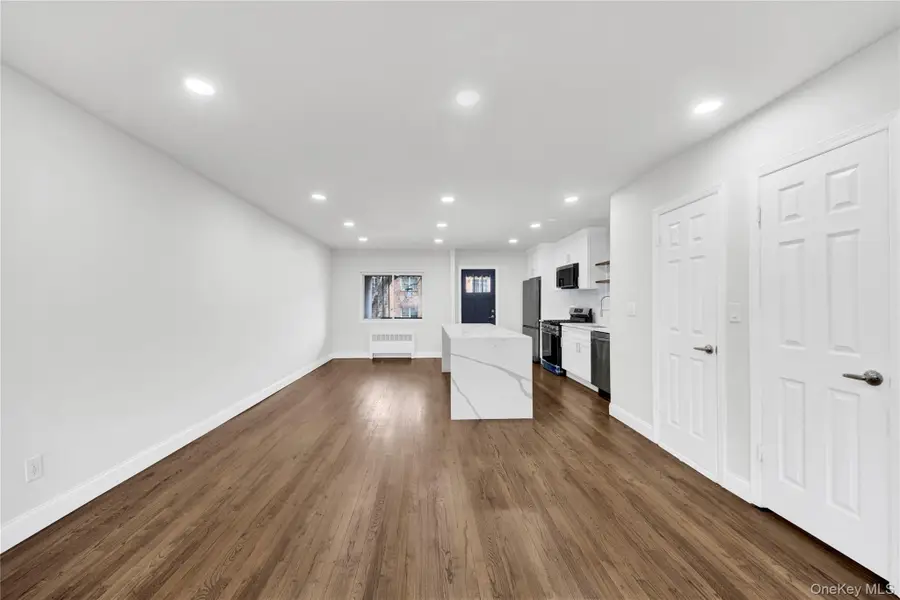 2814 Bruner Avenue, Bronx, NY 10469 - Image #2