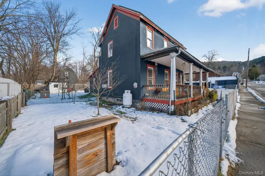 4 Chapel Street, Ellenville, NY 12428 - #3