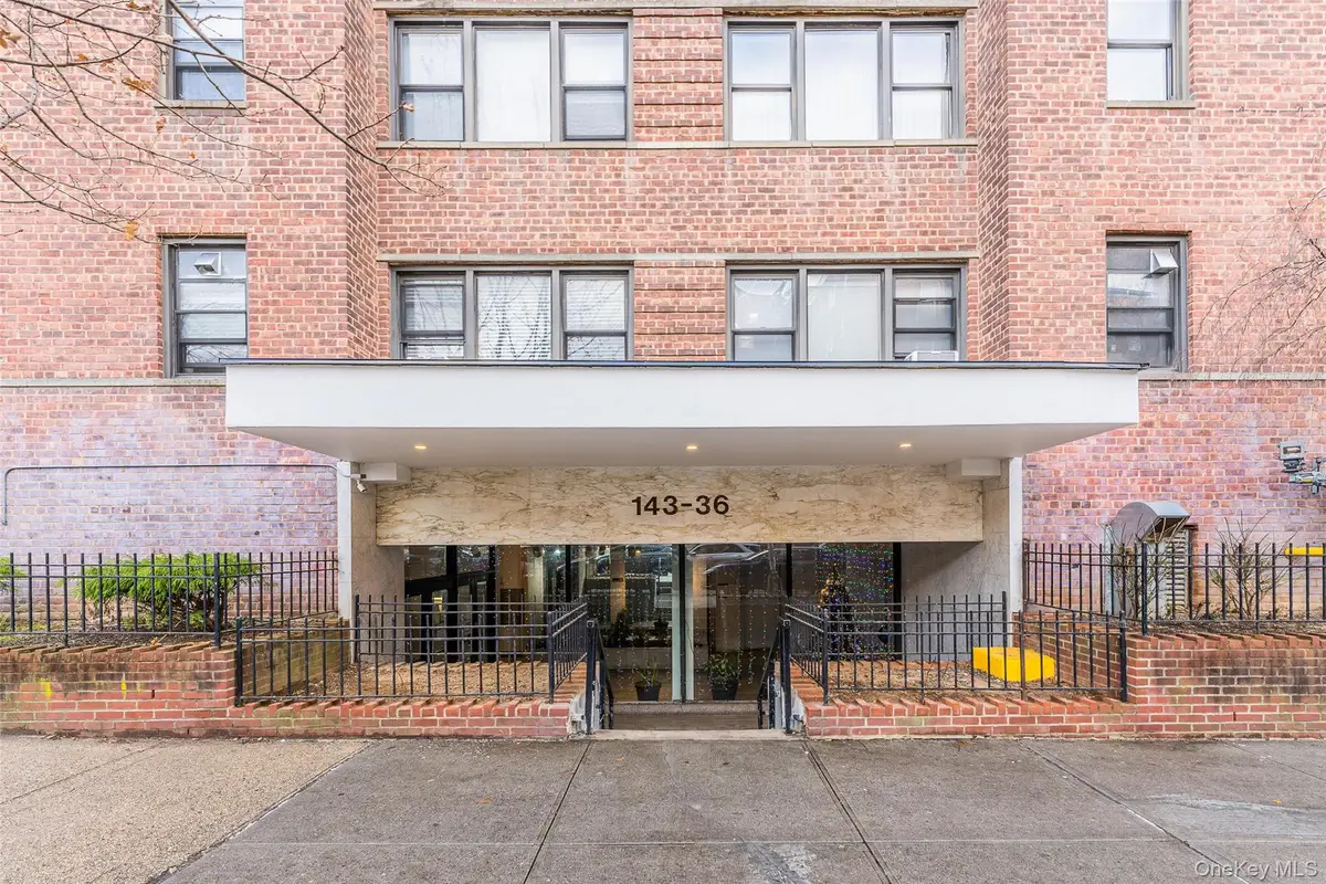 143-36 Barclay Avenue #1H, Flushing, NY 11355 - #1