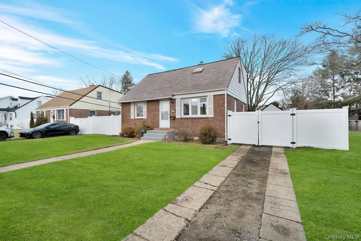 37 9th Street, Hicksville, NY 11801 - Image #1