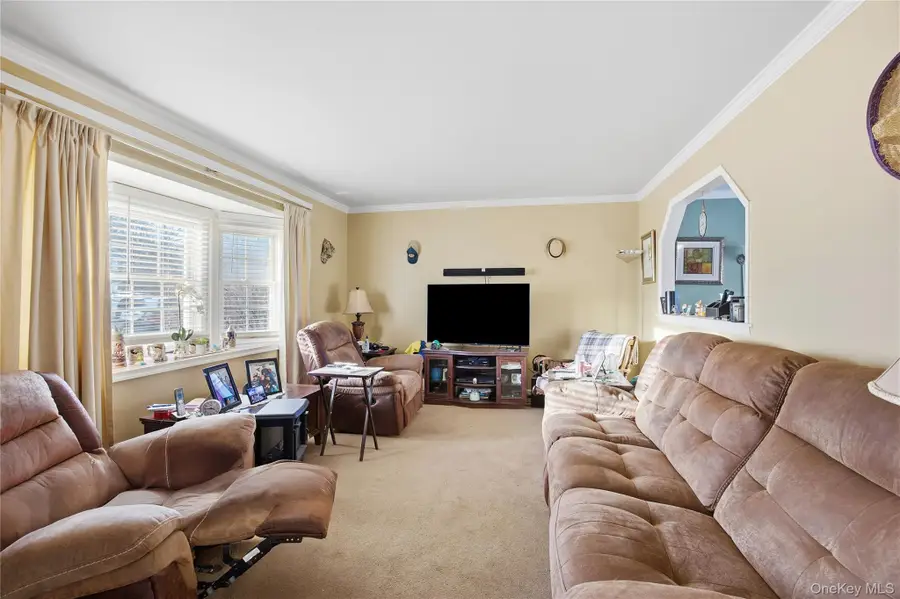 1191 E 3rd Avenue, Bay Shore, NY 11706 - Image #3