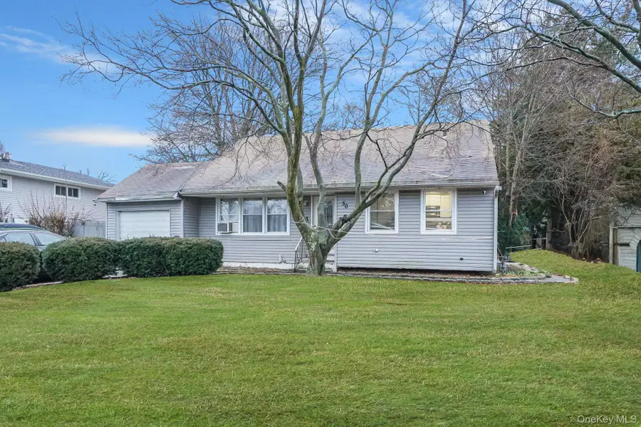 50 Meadowbrook Drive, Brentwood, NY 11717 - Image #3