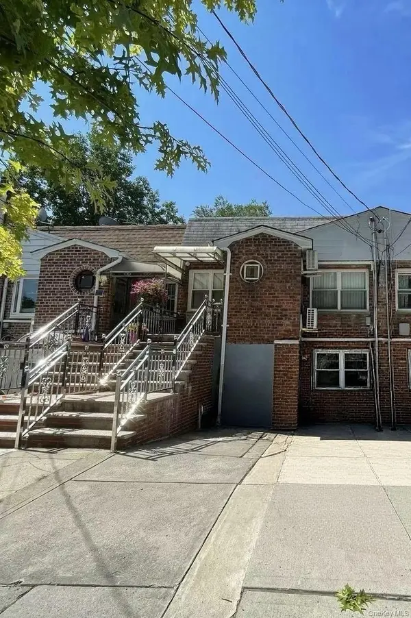 152-12 Peck Avenue Avenue, Flushing, NY 11355