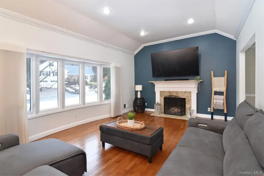 99 Amherst Drive, New Rochelle, NY 10804 - #2