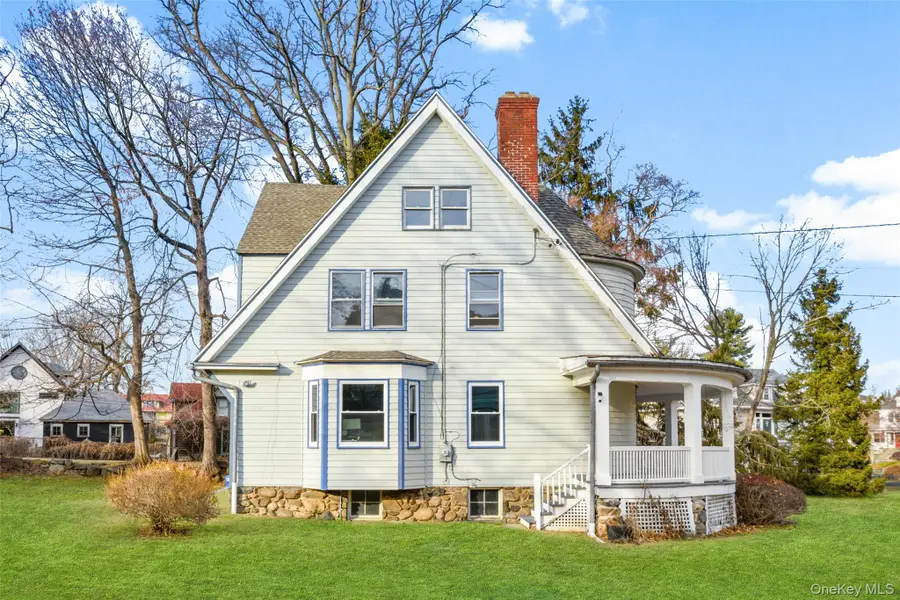 8 The Serpentine, New Rochelle, NY 10801 - Image #3